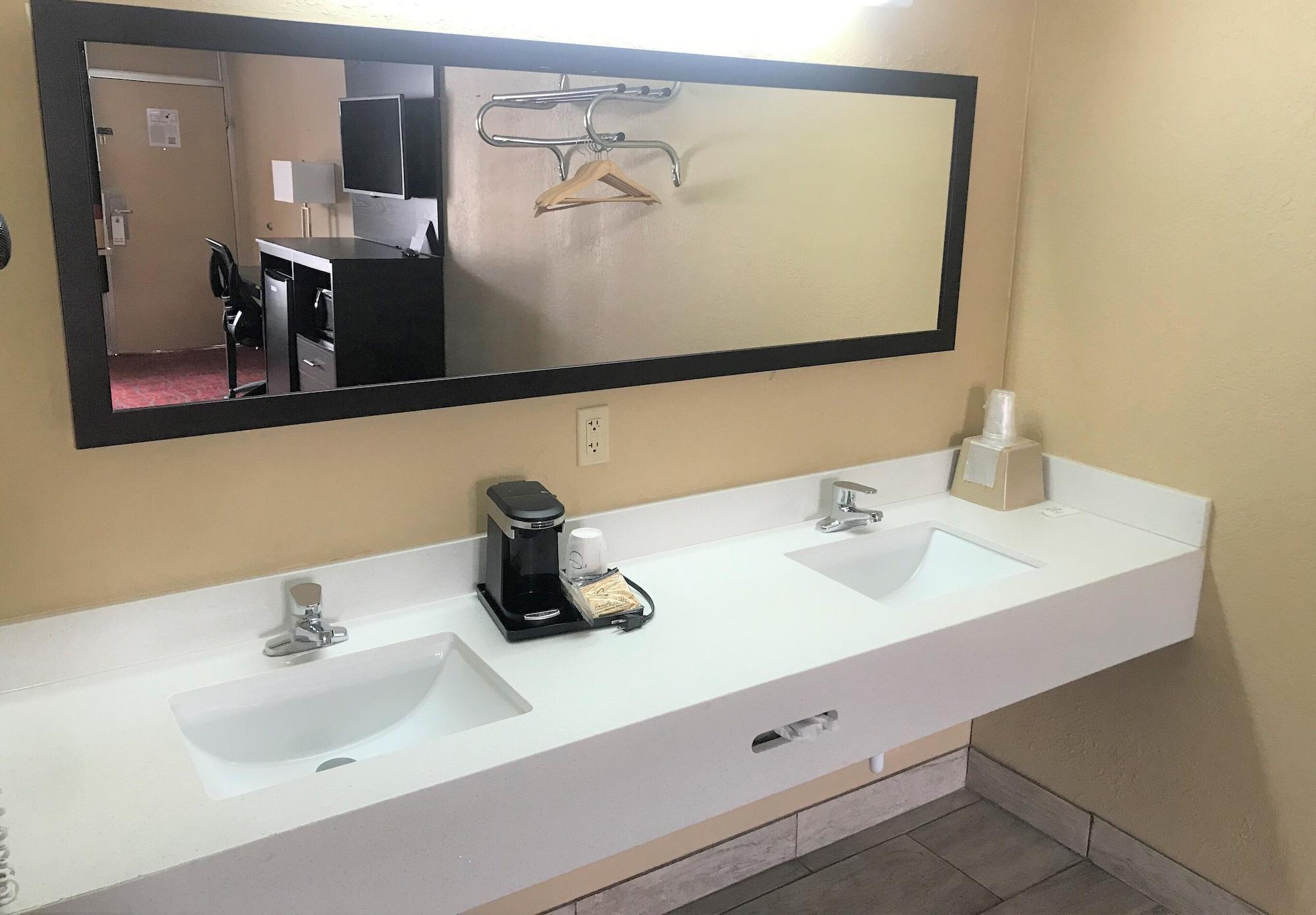 פיג'ן פורג' Conner Hill Motor Lodge מראה חיצוני תמונה