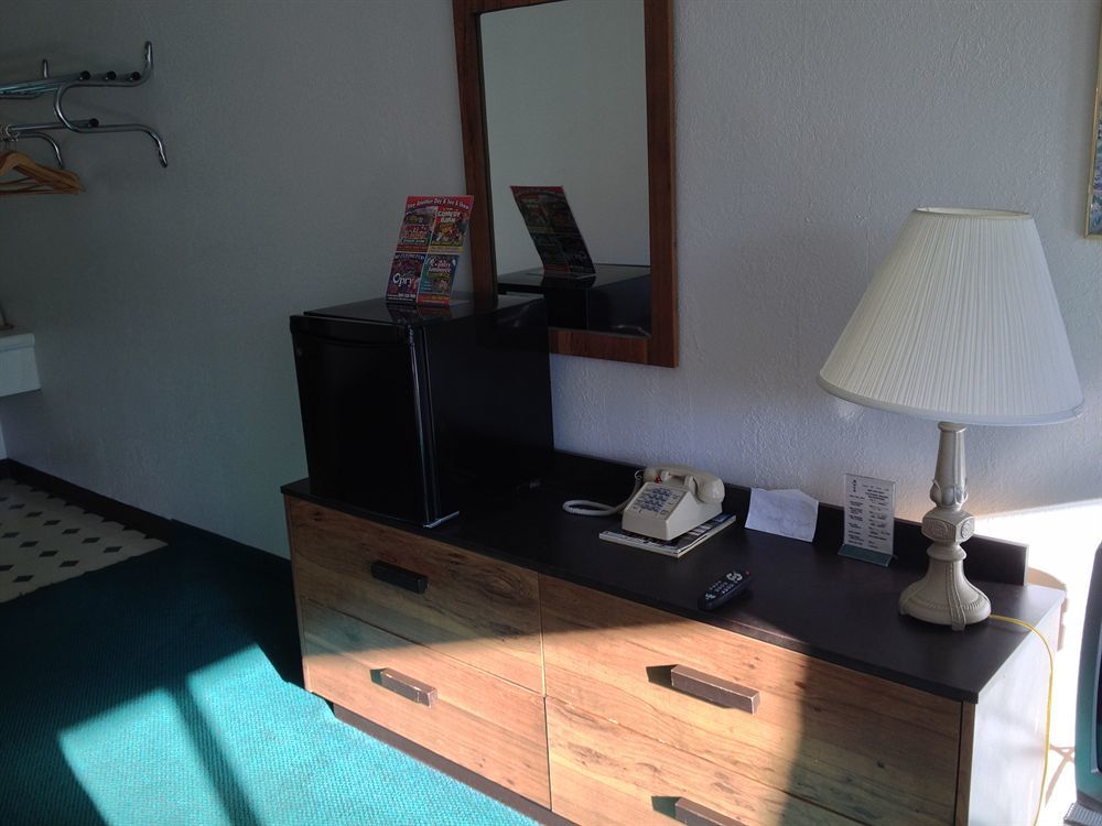 פיג'ן פורג' Conner Hill Motor Lodge מראה חיצוני תמונה